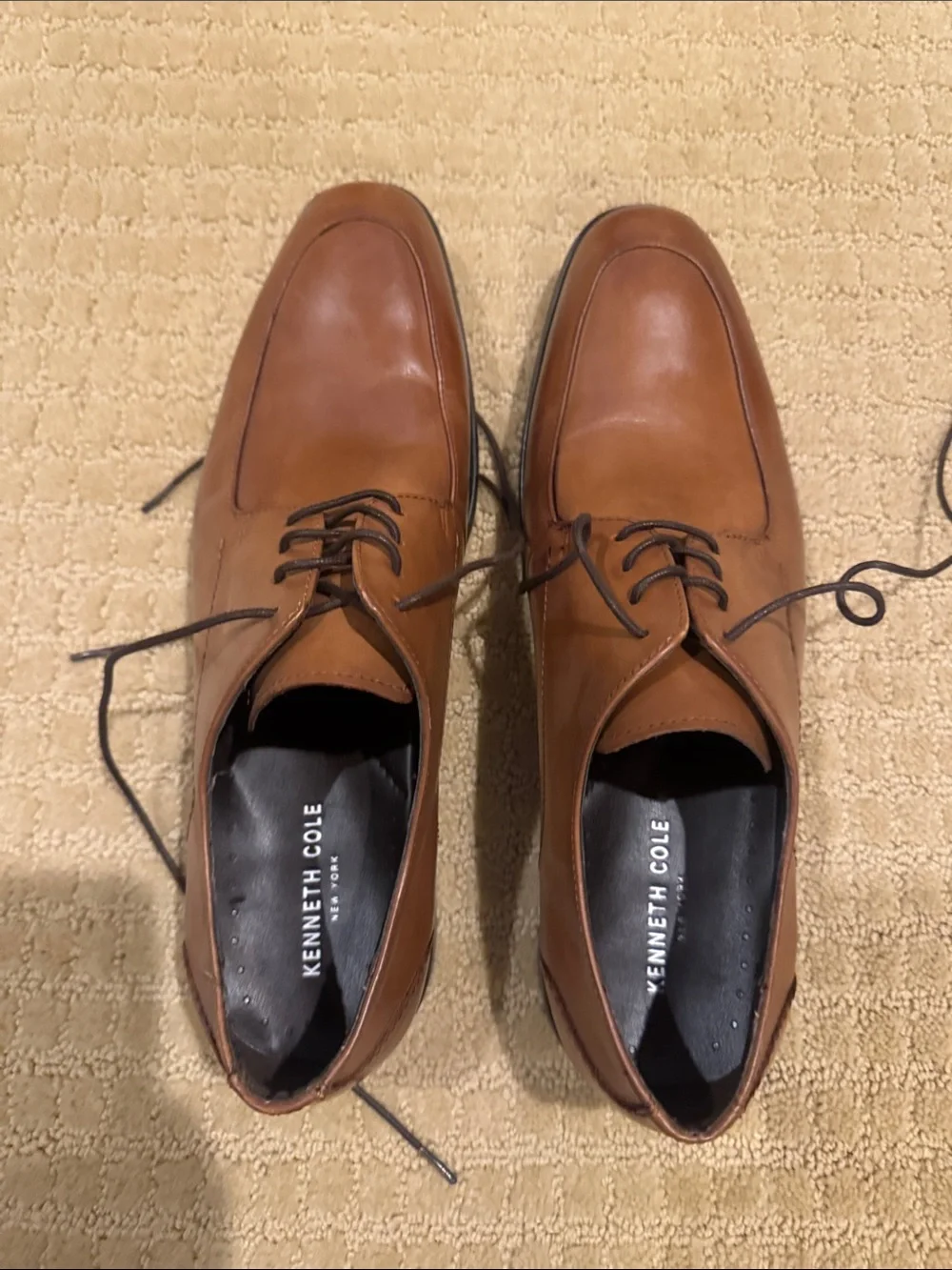 Kenneth Cole Tan Leather Lace-Up Oxfords